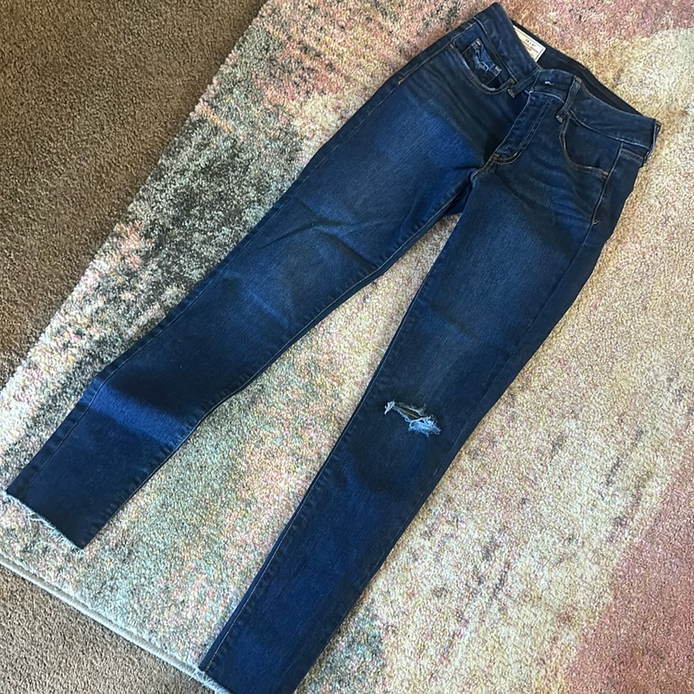 GAP universal jagging midrise